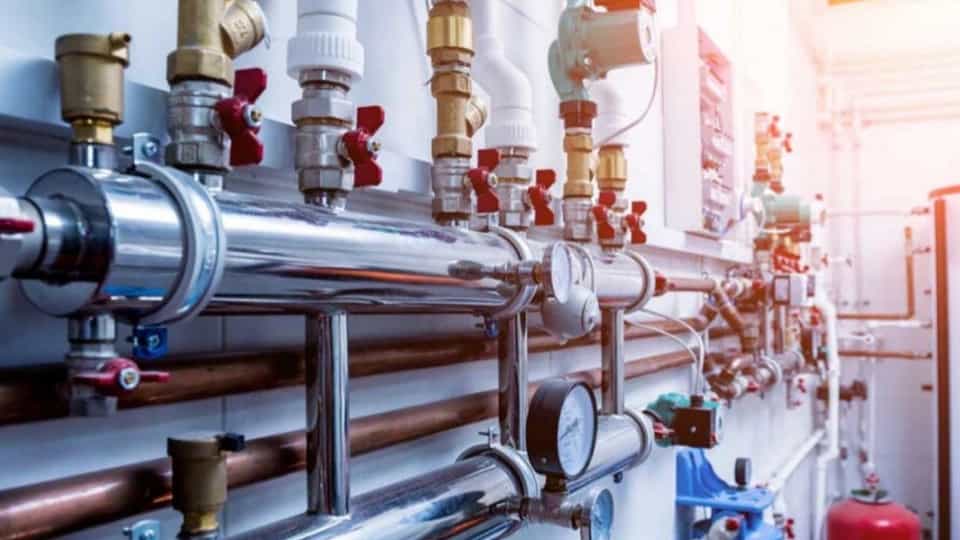 Common faults and problems in engine room heating