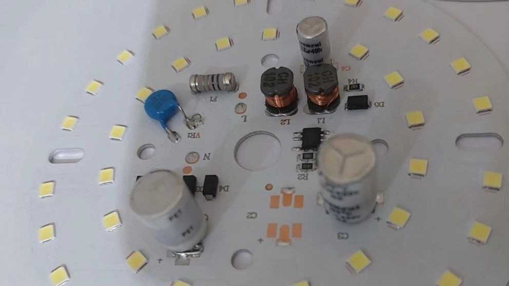 Import of electronic components dob and cob Abbasi in Kermanshah