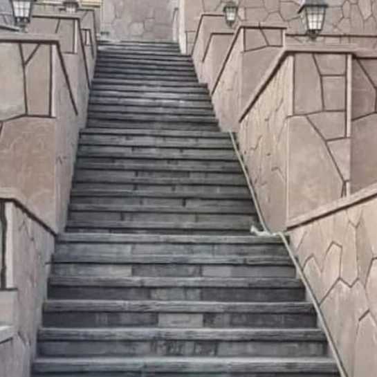 سنگ لاشه و سنگ مالون نیازی