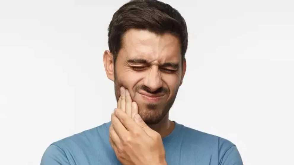 دندان درد و 10 دلیل برای آن