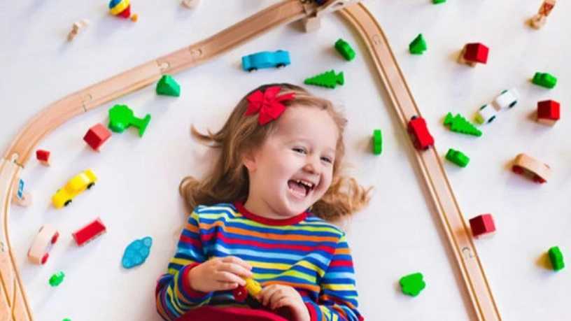 آشنایی با کاربردهای بازی درمانی