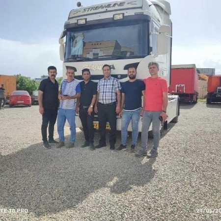 نمایشگاه کامیون و کشنده و باری و کمپرسی