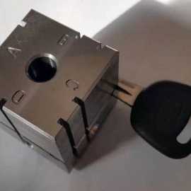 دستگاه کلید زنی