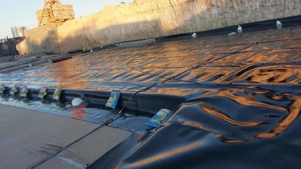تنفيذ حفرة البناء من ألواح البولي إيثيلين LLDP