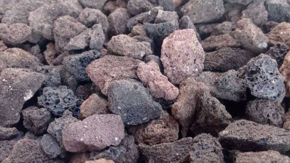 کاربرد و انواع پوکه معدنی قروه