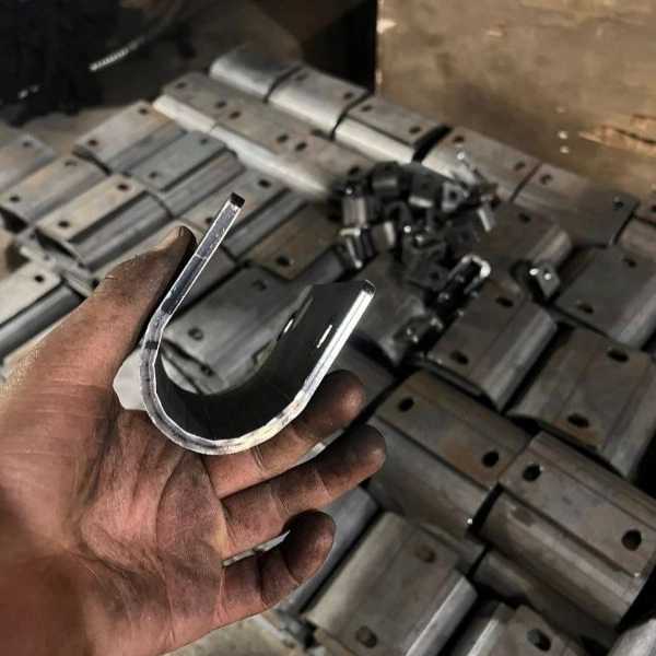 خدمات خم و برش معرفت