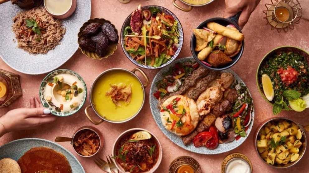 Behesht Restaurant, offering a variety of Iranian dishes, in Qain