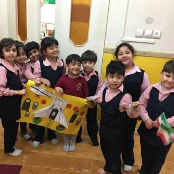 غیرانتفاعی گل های نیلوفر