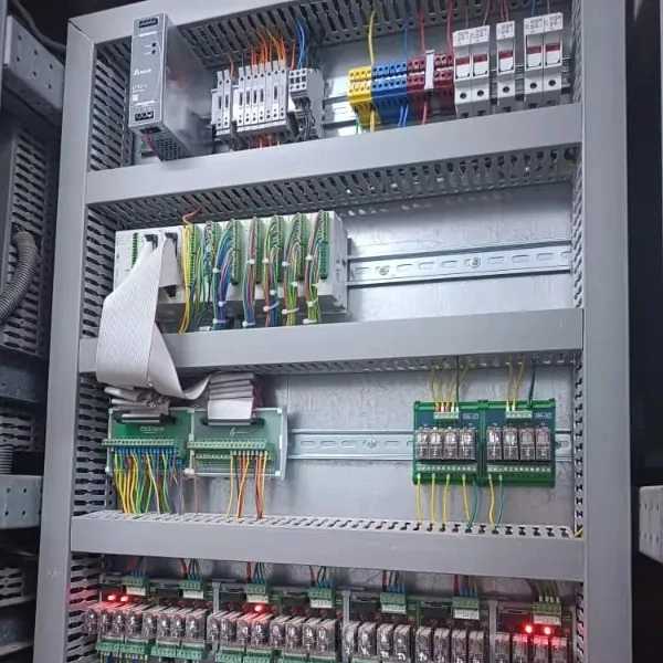 شرکت فرداد صنعت ویستا اتوماسیون برق صنعتی plc درایو شیراز