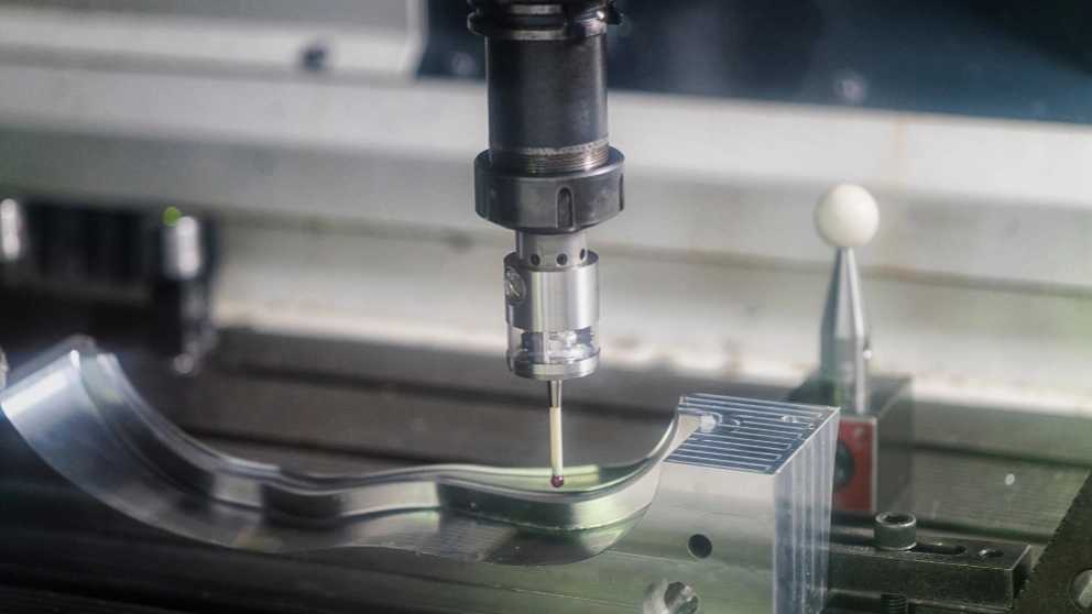 دستگاه CNC چیست؟
