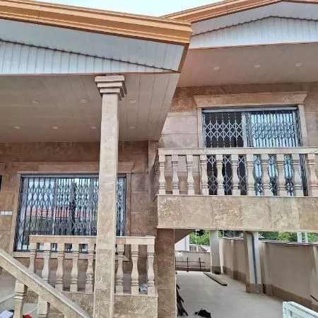 درب آکاردئونی رحیمی در بابل
