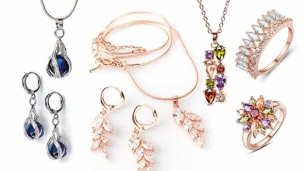 Introducing all kinds of gold jewelry