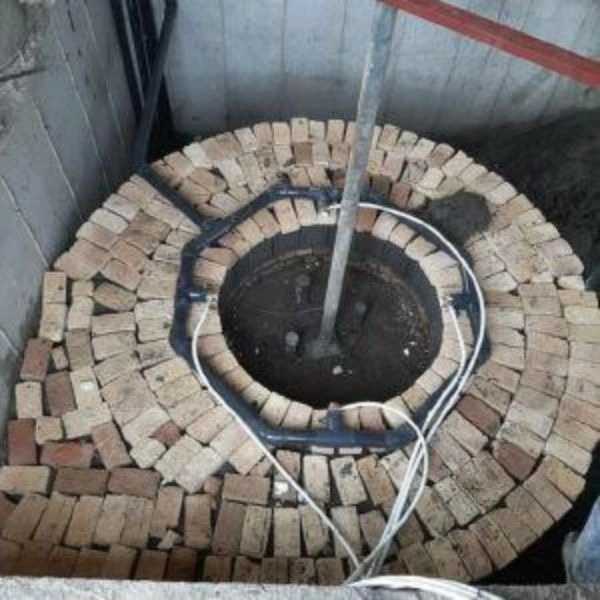 ساخت و فروش تجهیزات استخری و سونا جکوزی محمودی