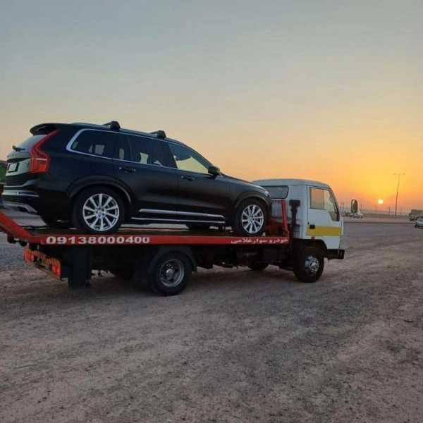 خودروسوار غلامی در اصفهان