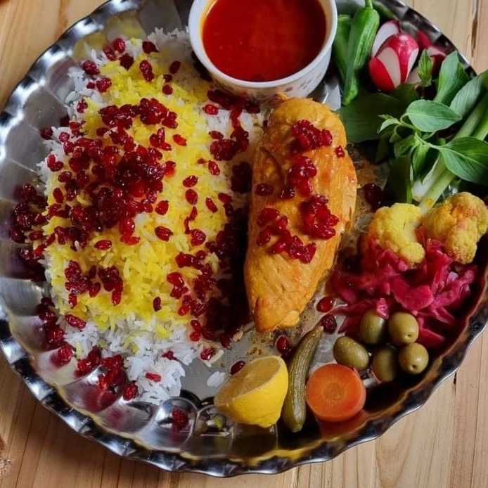 تالار پذیرایی تاج در سقز کردستان