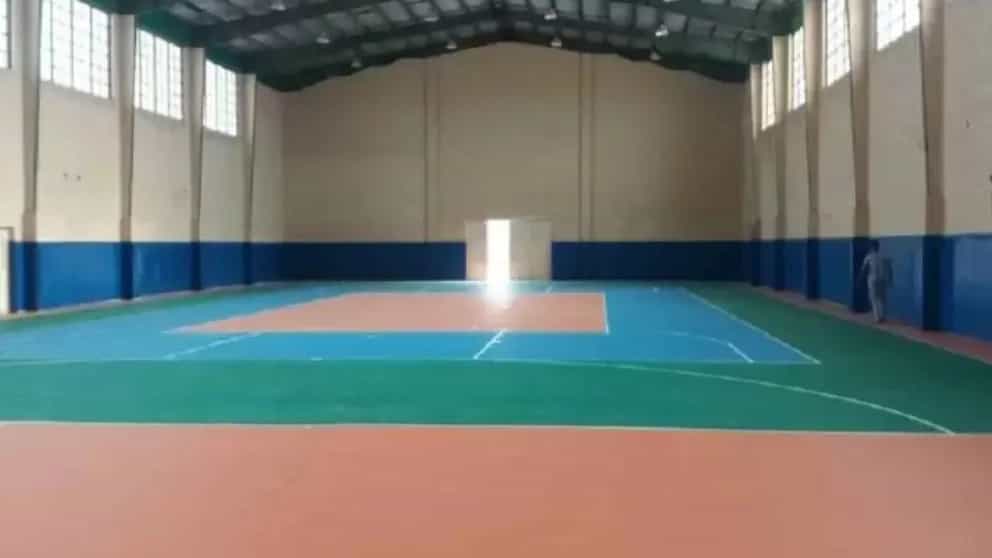 Spor salonu zeminlerini onarma ve kurma adımları