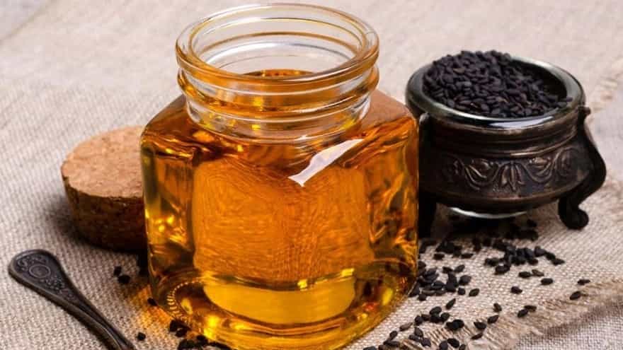 How to prepare black seed and honey potion