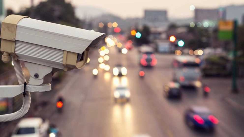دوربین مداربسته چیست و چگونه کار می‌کند؟