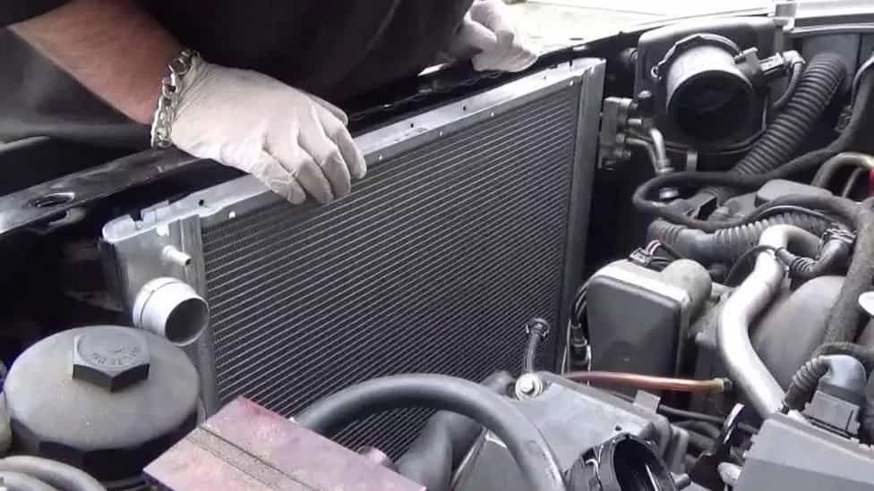 Car radiator