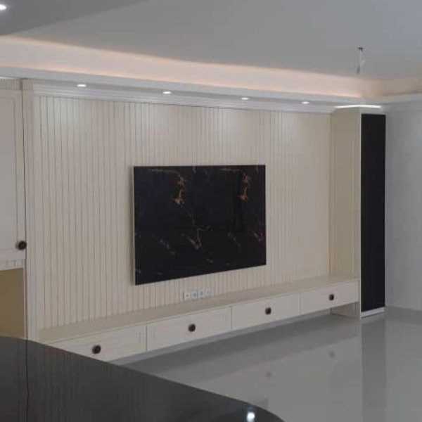اجرای تی وی وال