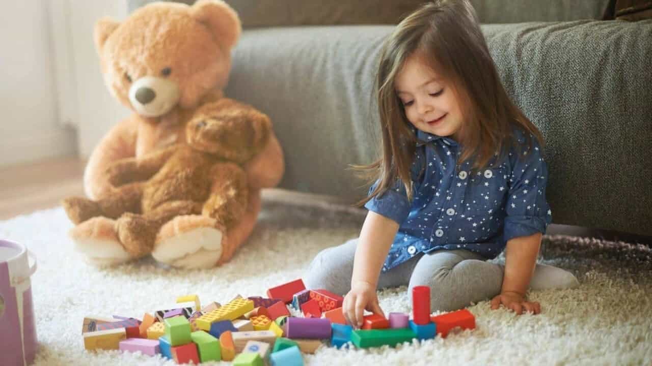 لعبة مناسبة للطفل من عمر 3 إلى 5 سنوات