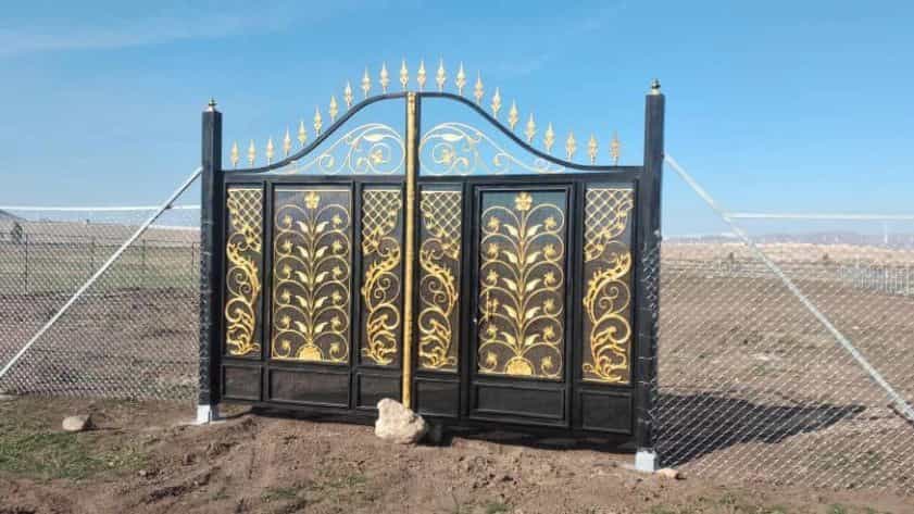 Advantages of fencing around the garden