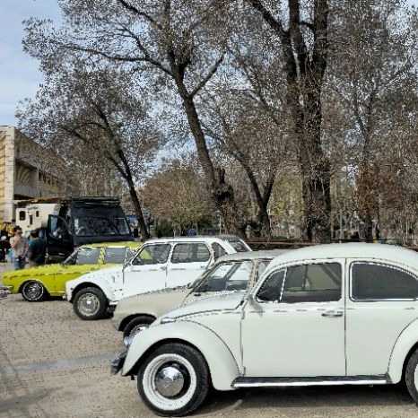 حضور امداد خودرو قزوین نماینده کانون جهانگردی و اتومبیلرانی در اولین نمایشگاه خودرو های کلاسیک استان قزوین