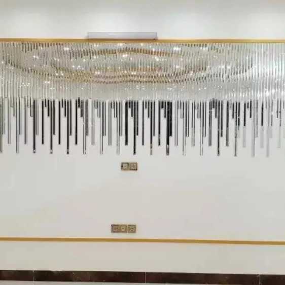 آینه دکوراتیو کیومرث