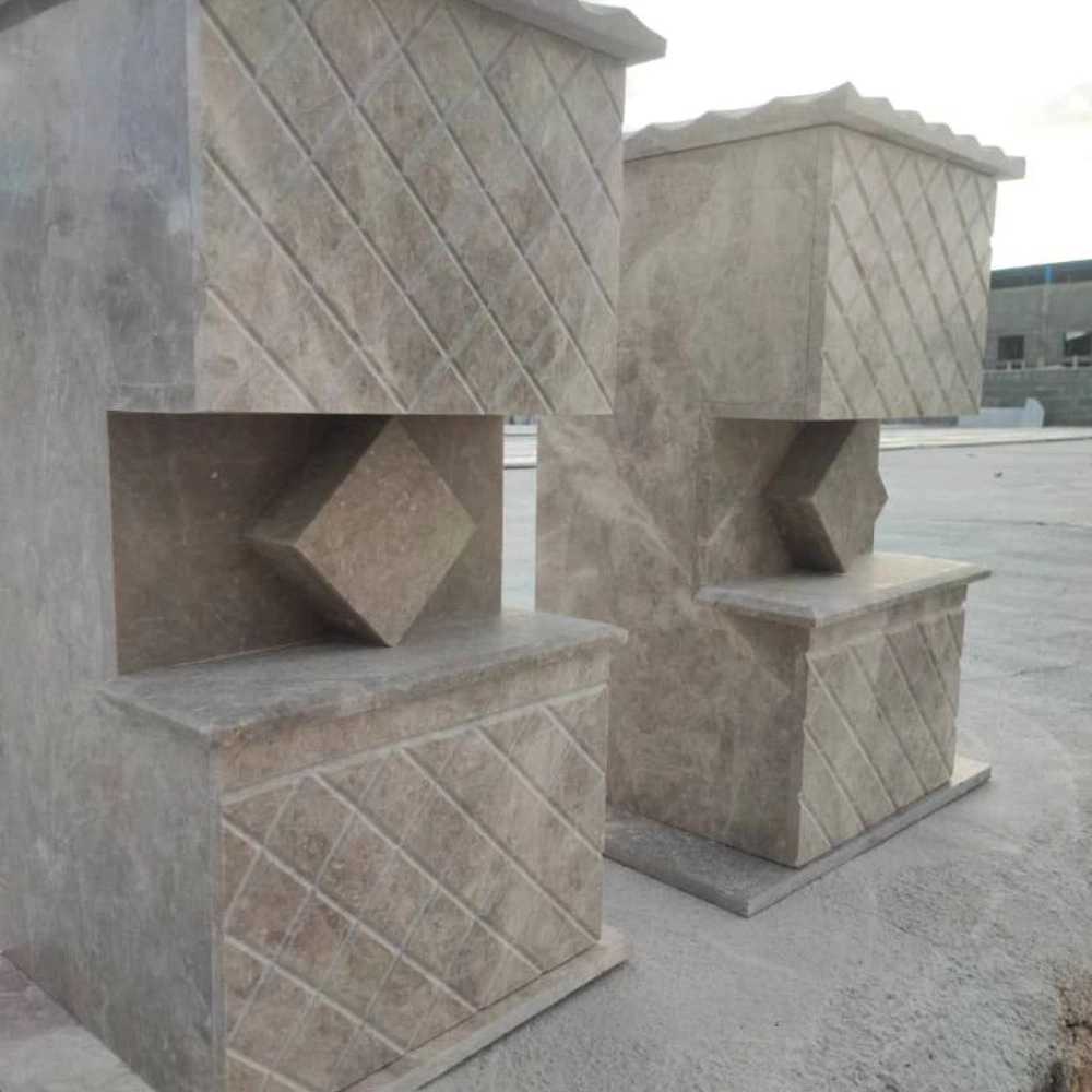 مصنوعات سنگی در سیرجان