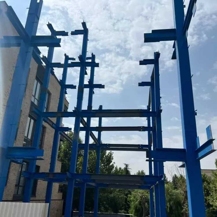 طراحی و ساخت سوله صنعتی و ورزشی و اسکلت فلزی پویا فلز