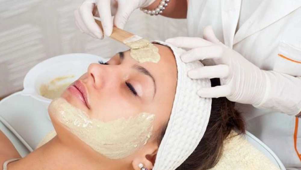 آرایشگاه لیلی ارجمندزاده در ورامین