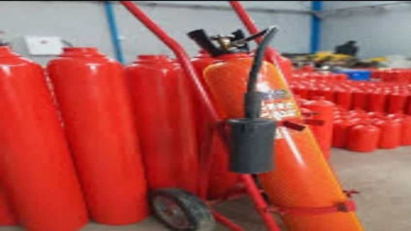 Painting fire extinguishers in Gilan