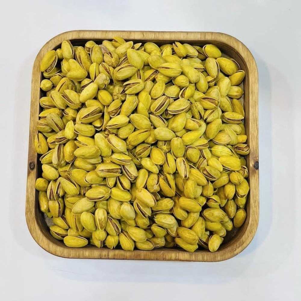 سوغات گیلان پوریحیی، فروش و پخش خشکبار و محصولات محلی در صومعه سرا