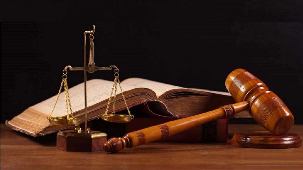 Esfandiar Bashaq'ın Andimeshk, Huzistan'daki hukuk bürosu