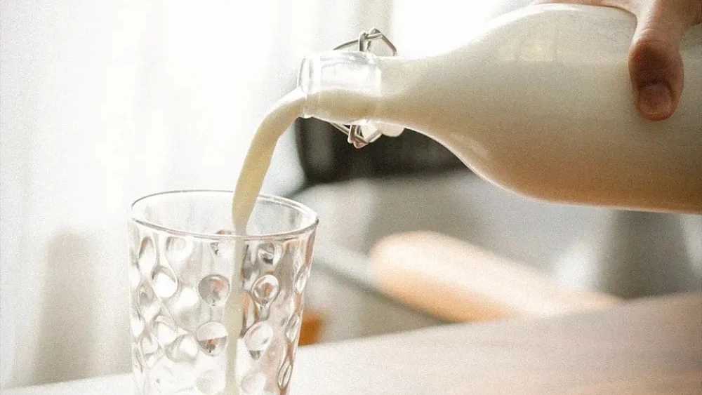 فروشگاه ستاره در میبد