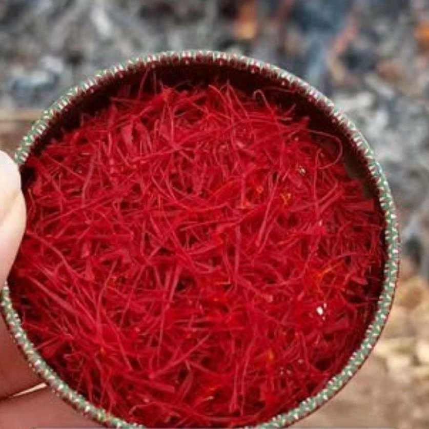 نگین سرخ
