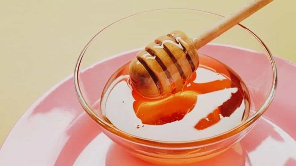 Selling Queen's natural honey in Gorgan