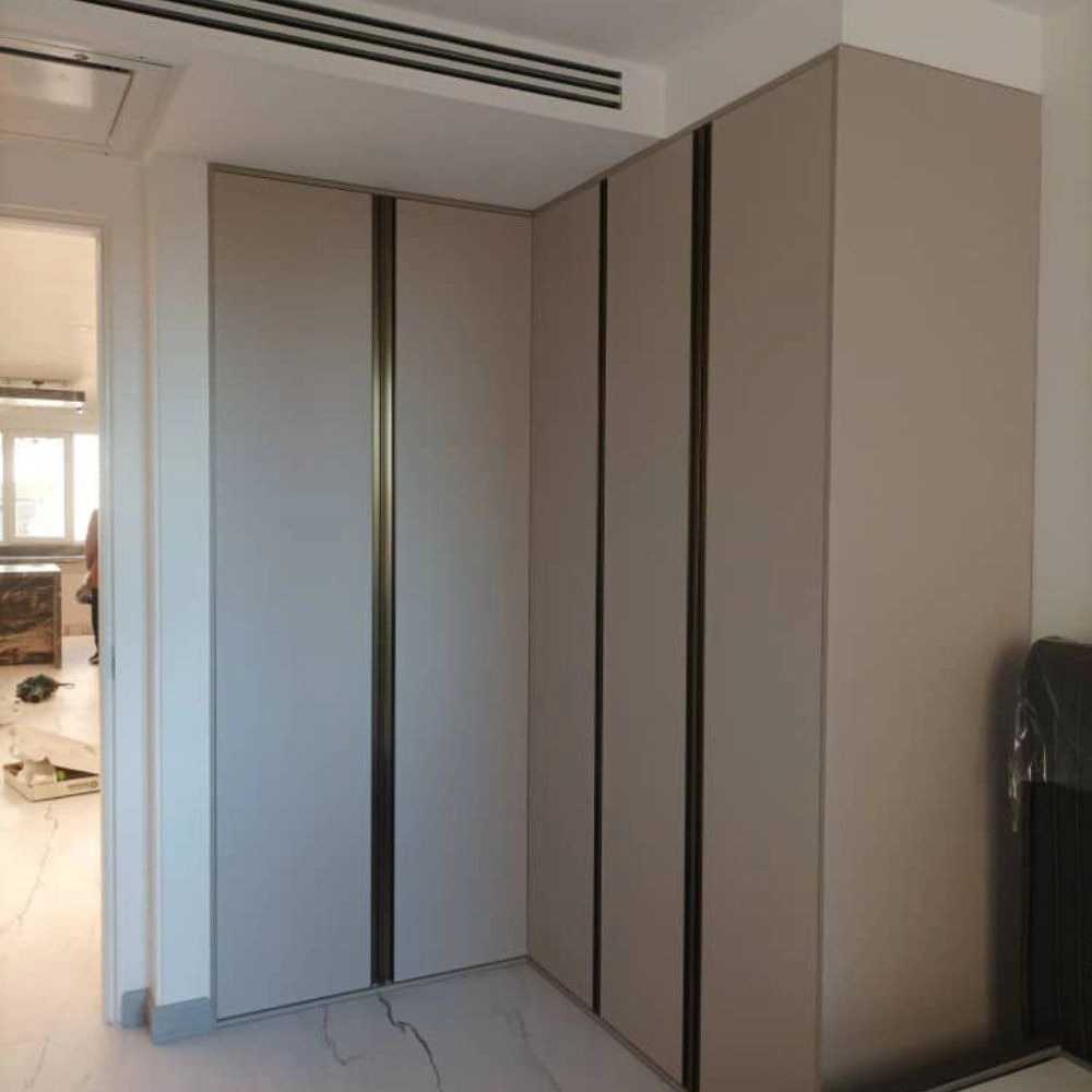 طراحی و اجرای کمد دیواری یگانه