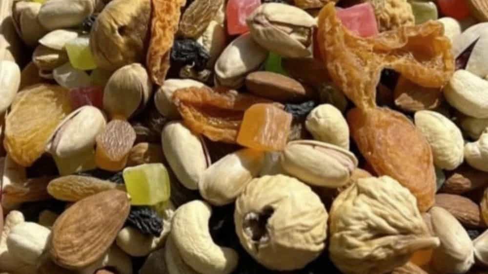 البضائع الجافة التولوية، بيع الفستق الصغير والمكسرات بالجملة في خراسان الرضوية