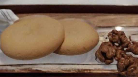 کلوچه لاهیجان در اصفهان