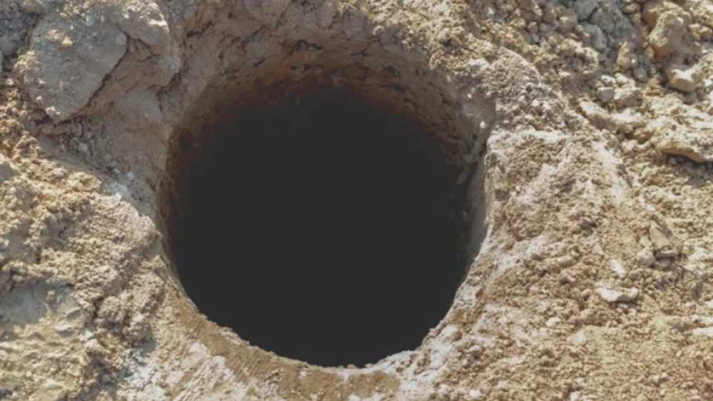 تعیین محل حفر چاه آب در تبریز