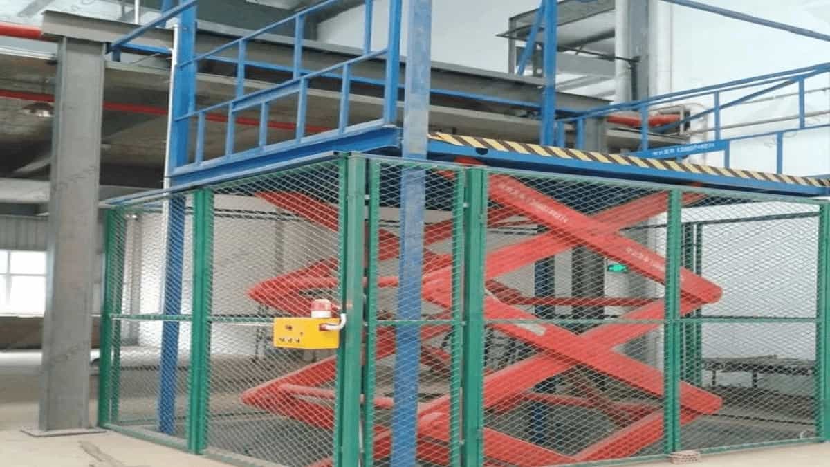 Pars Sanat Novin Company, a manufacturer of industrial and household elevators in Tehran