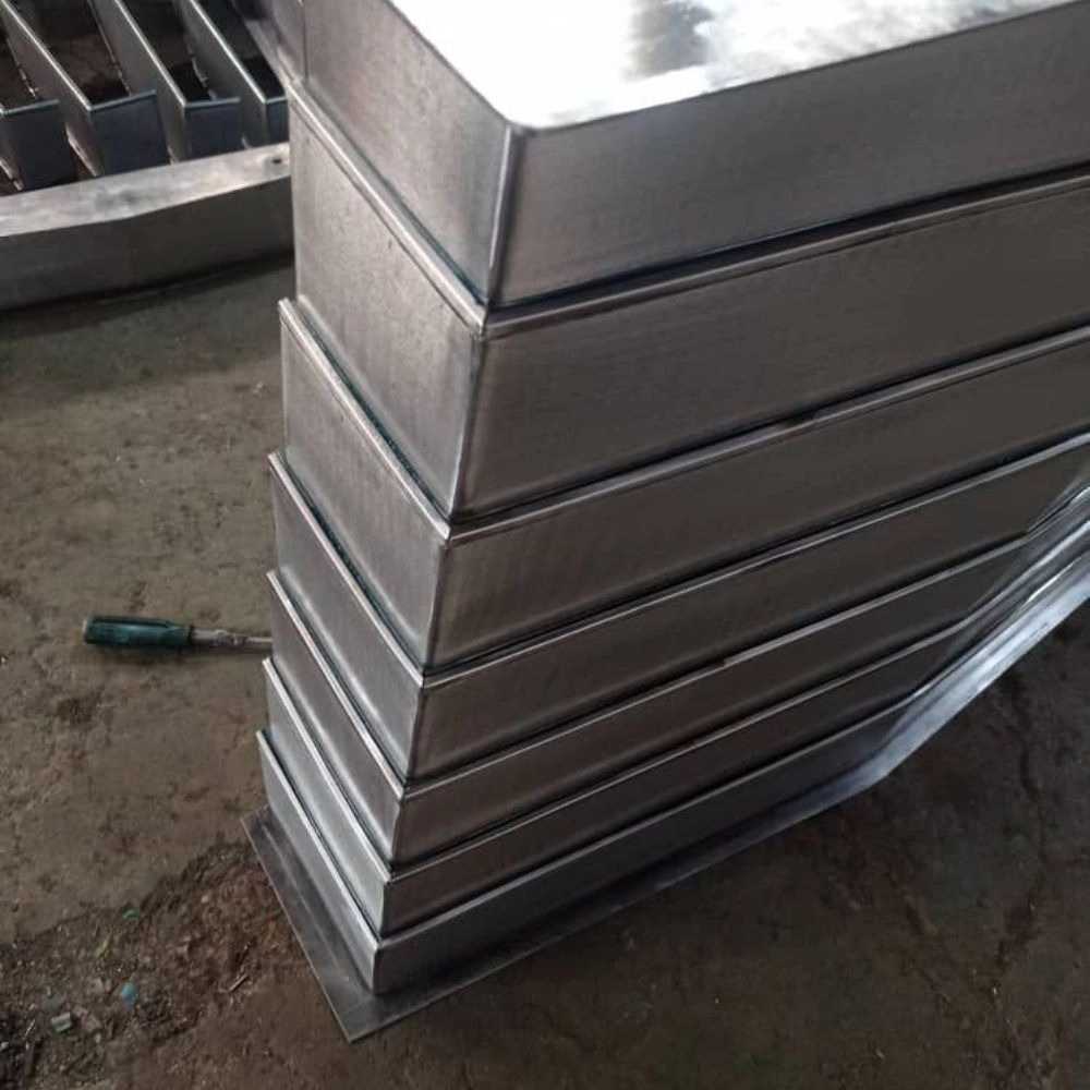 کاورسازی صالحی، تولید و تعمیر کاور دستگاه CNC در سبزوار
