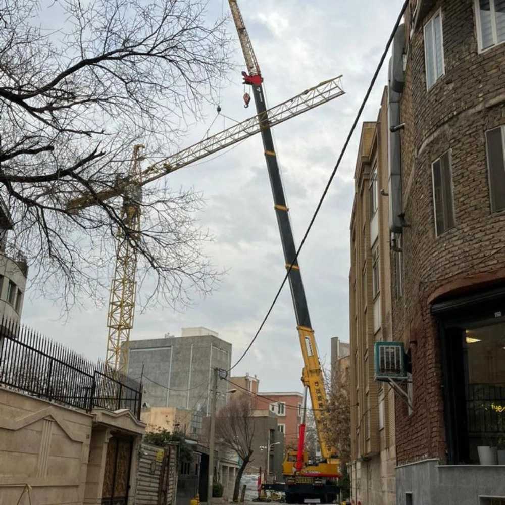 جرثقیل های سبک سنگین کمرشکن و تریلر در قزوین