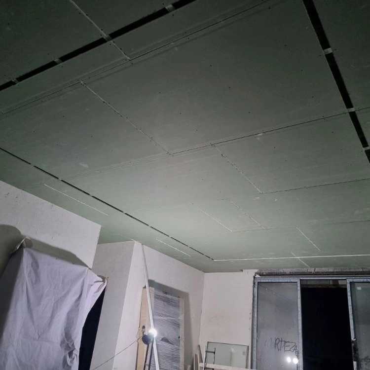 اجرای تایل معرق و کامپوتایل و سقف کشسان لابل در رامسر و تنکابن