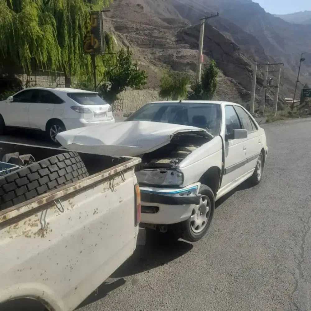 امداد خودرو اسفندیاری در جاده هراز