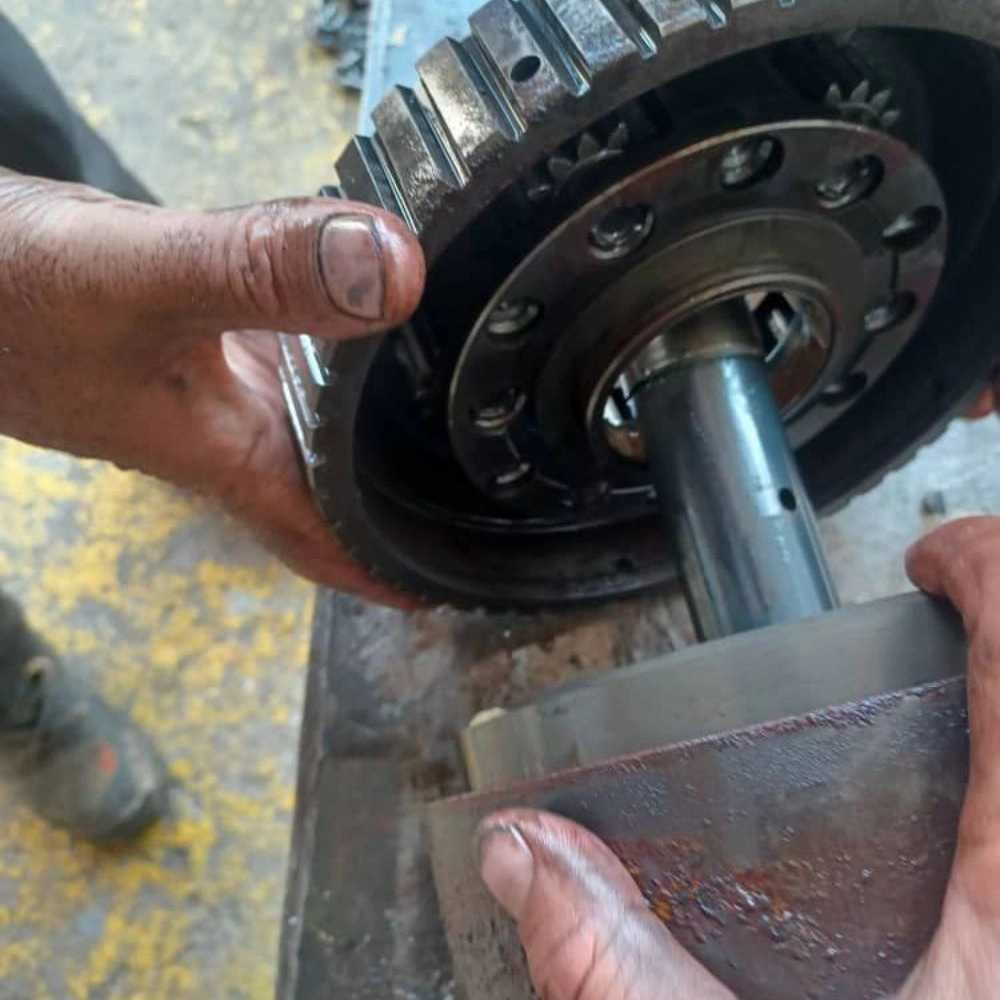تعمیرات انواع جرثقیل سقفی