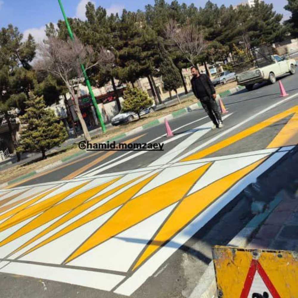 رنگهای ترافیکی و خطوط خیابانی مومزایی اصفهان