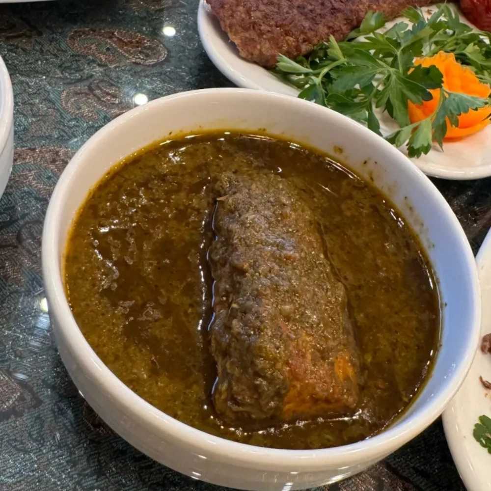 رستوران بهشت قشم