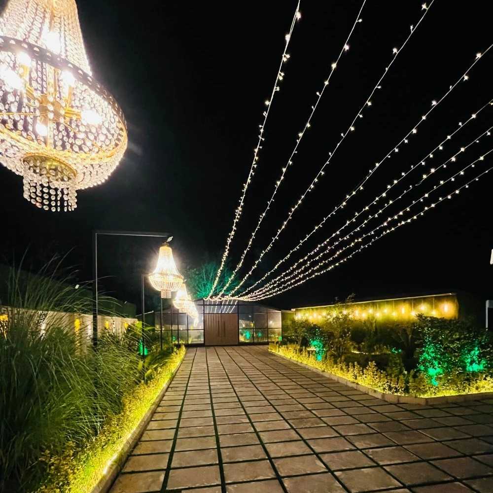 باغ تالار شاهکار در رشت